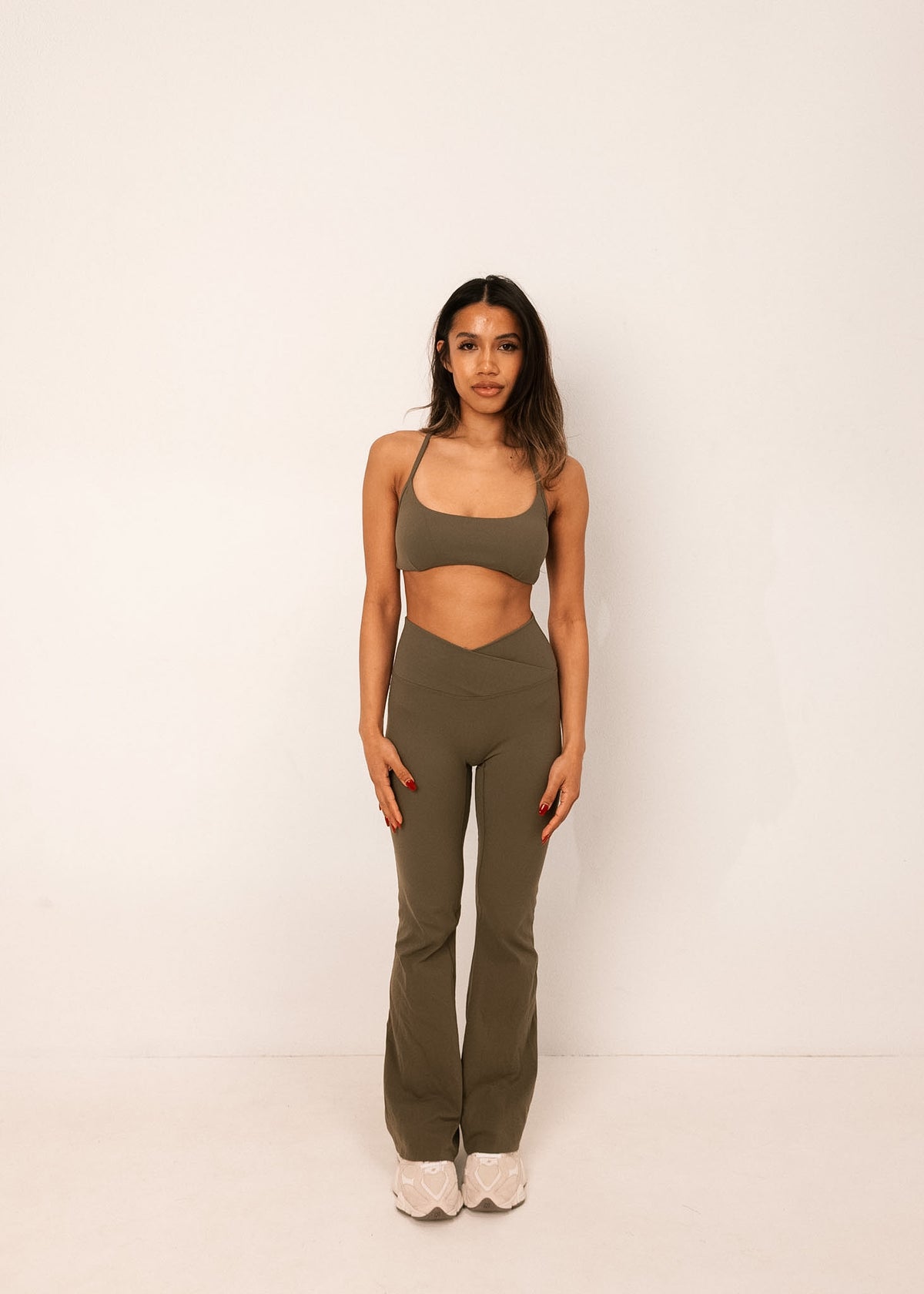 Zenna Active Dune Cross-Back sports bra – view 3
