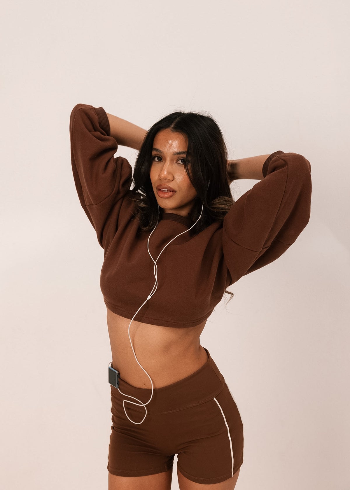 Zenna Active Studio cropped cotton pullover with lantern sleeves – view 1